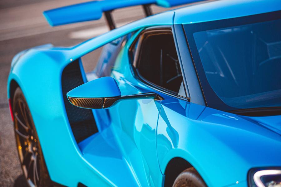 Детали экстерьера Ford GT Riviera Blue (H040) 2017 года  (фото 10 из 31)